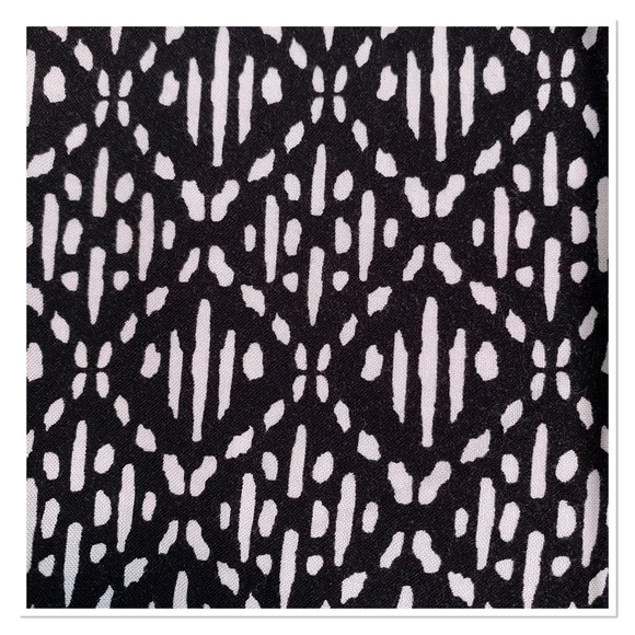 New Serra Tribal Print Shorts - Picture 3 of 3